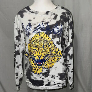 oversized gray & white tie dye Def Leppard crew neck sweater size xs